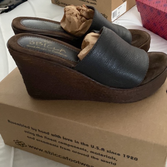 Sbicca Wedges Size 7 brown - Picture 3 of 5